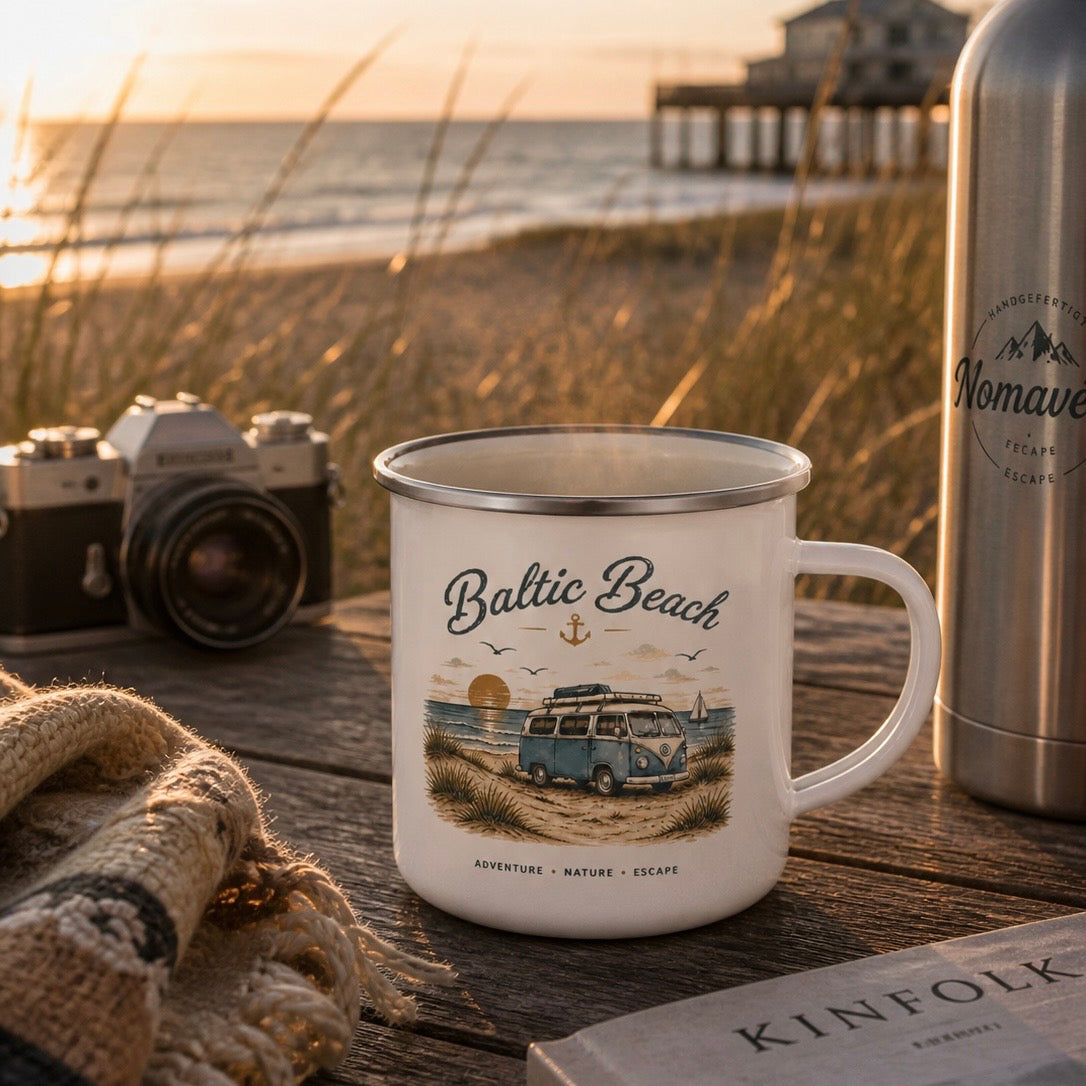 Baltic Beach Emaille Tasse – Maritime Ostsee Camping Tasse