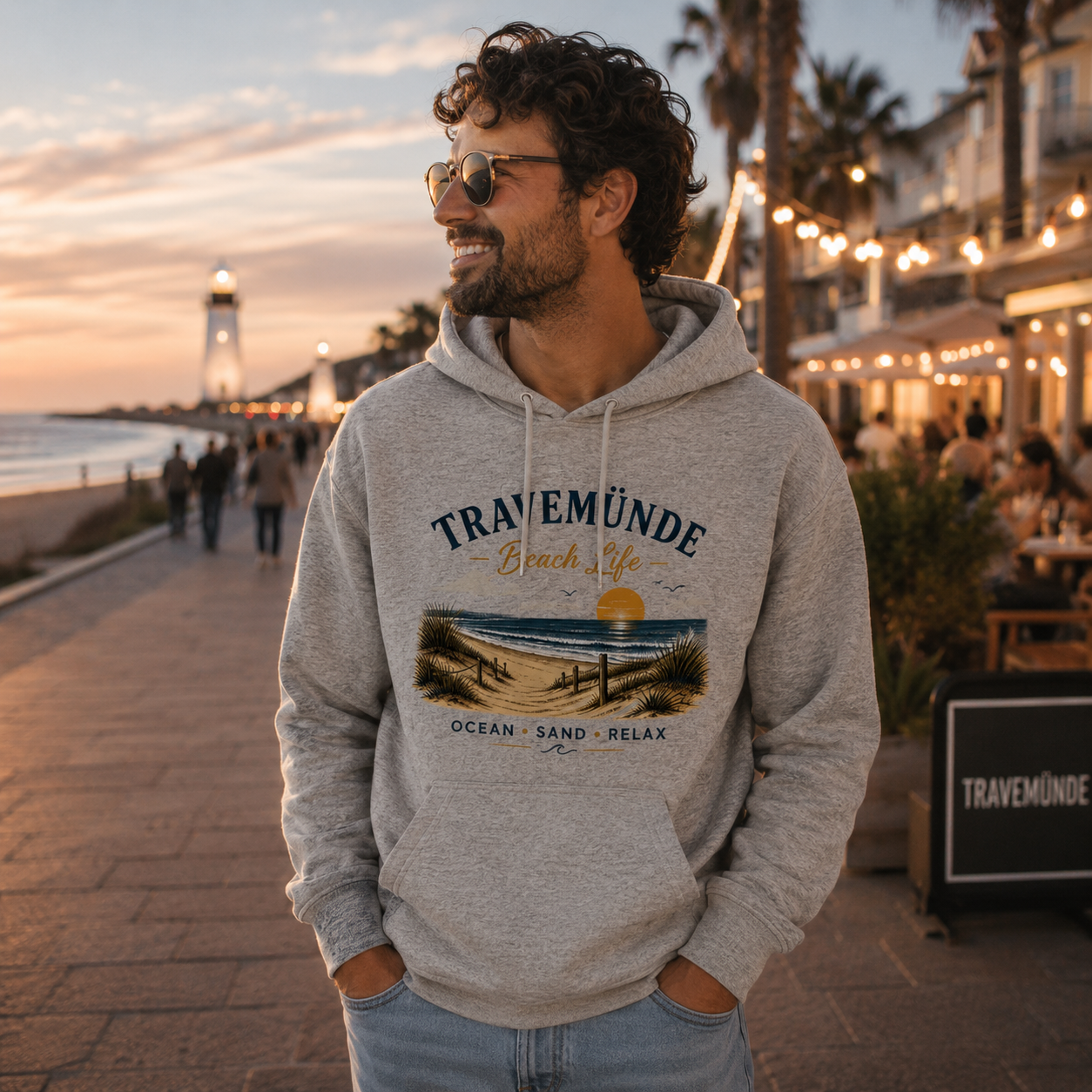 Travemünde Beach Life – Organic Hoodie