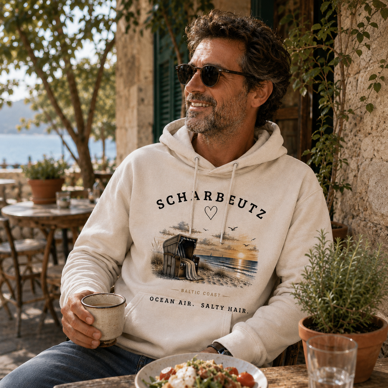 Scharbeutz Ostsee Hoodie – Strandkorb Sonnenuntergang
