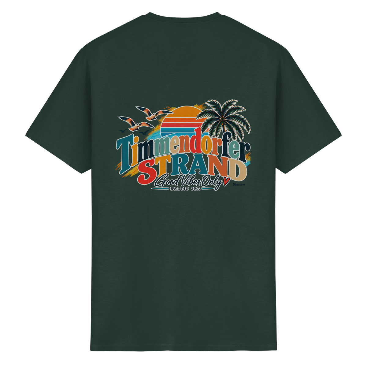Essential T-Shirt in Forest Green, Katalog-Rückansicht mit Timmendorfer-Strand-Good-Vibes-Only-Rückenprint.
