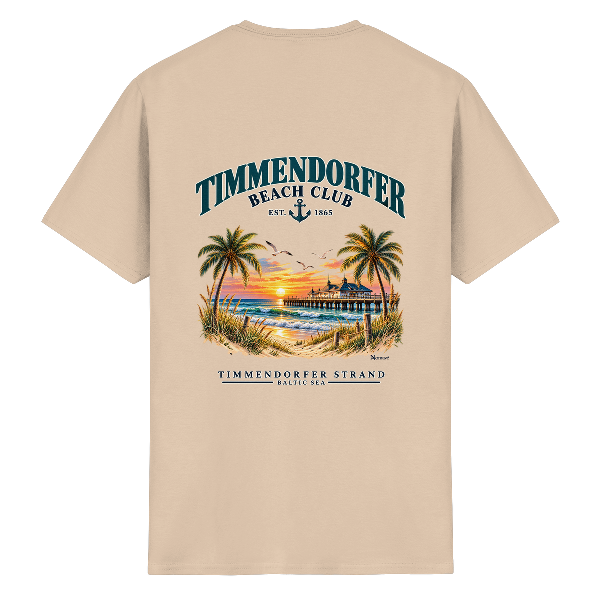 Original-Produktmockup: Essential Unisex-T-Shirt in Natural, Rückansicht mit Timmendorfer-Beach-Club-Motiv und dem Schriftzug Timmendorfer Strand – Baltic Sea.