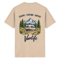 Essential T-Shirt in Natural als Produkt-Mockup mit Escape Explore Repeat Motiv als Backprint