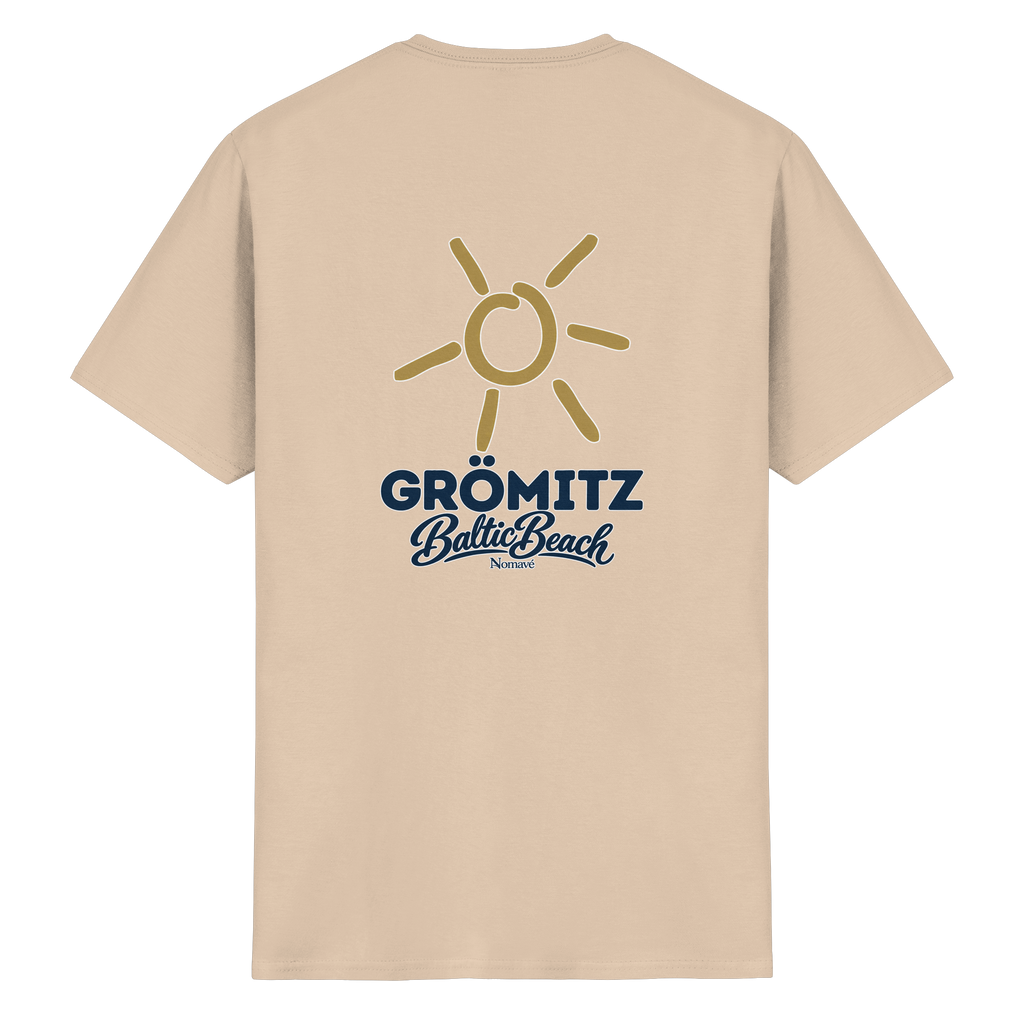 Grömitz Sonne Essential T-Shirt Baltic Beach mit Rückendruck in Natural – Shirtigo-Originalmockup 1