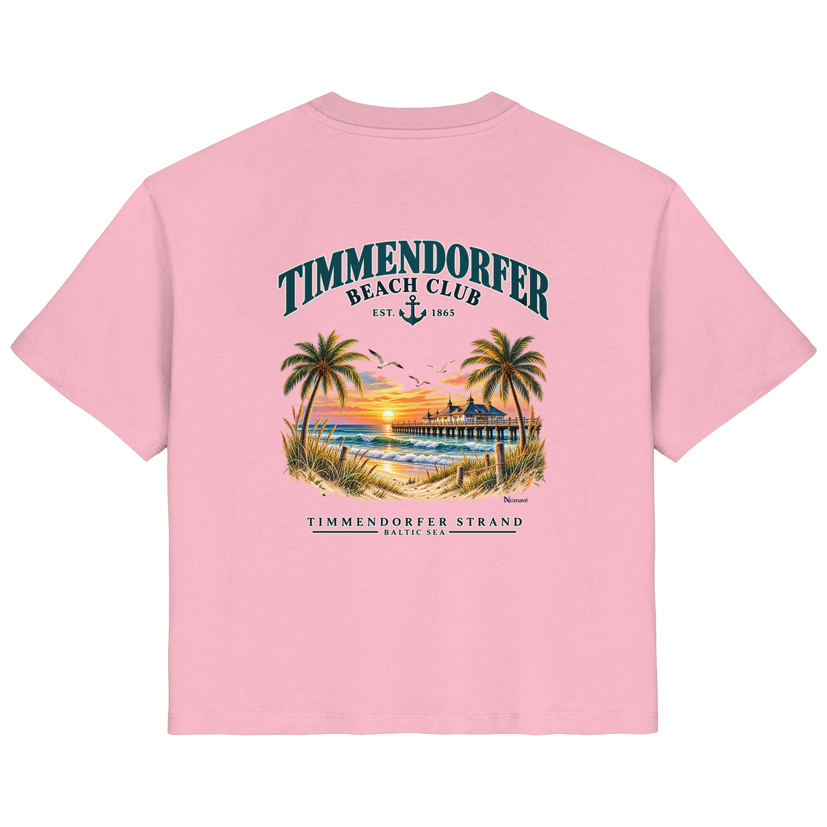 Original-/Katalogmockup: Damen Bio-T-Shirt in Cotton Pink, Rückansicht mit Timmendorfer-Beach-Club-Rückendruck.
