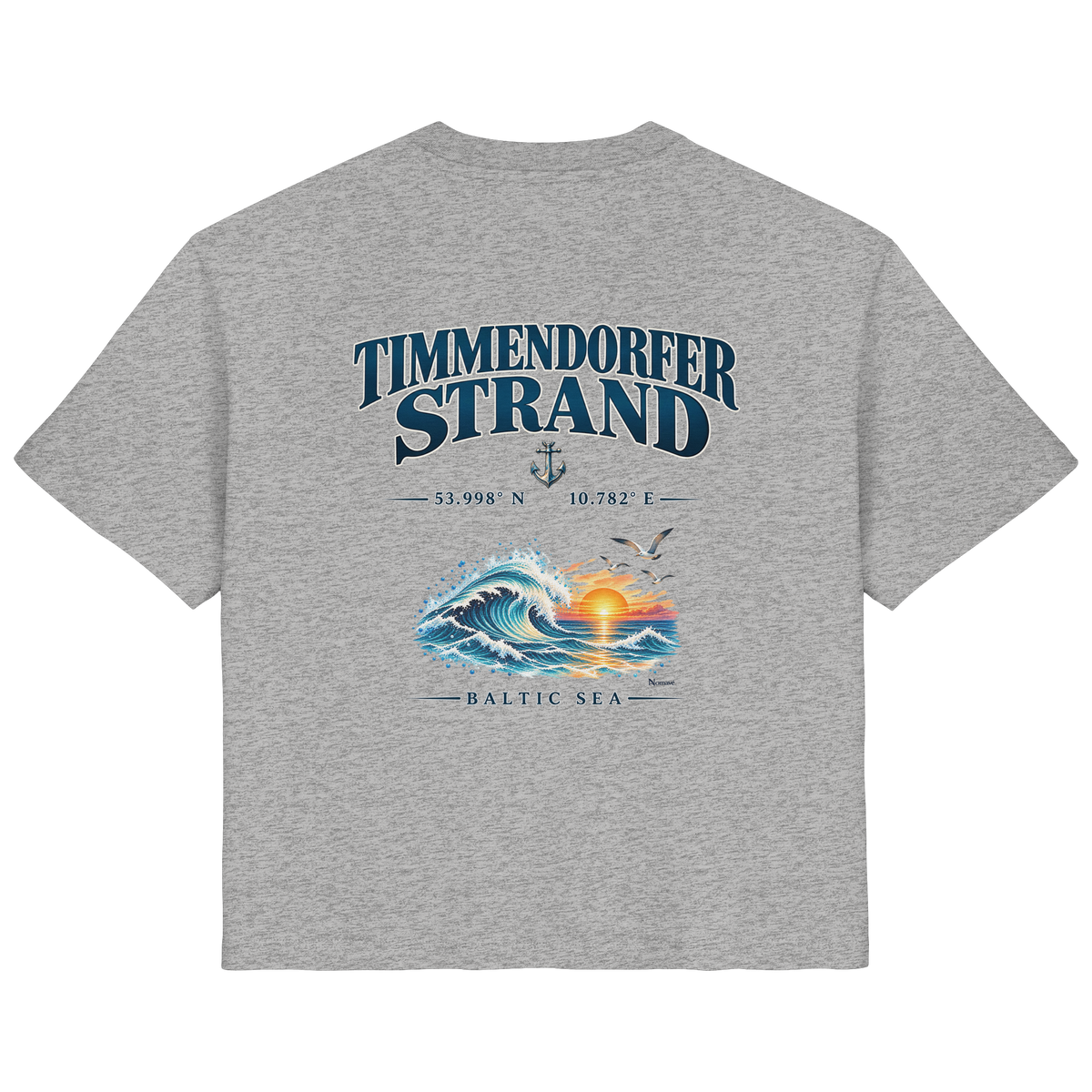Original-Mockup 3: Damen Bio-T-Shirt in Heather Grey mit Timmendorfer Strand – Baltic Sea Backprint.