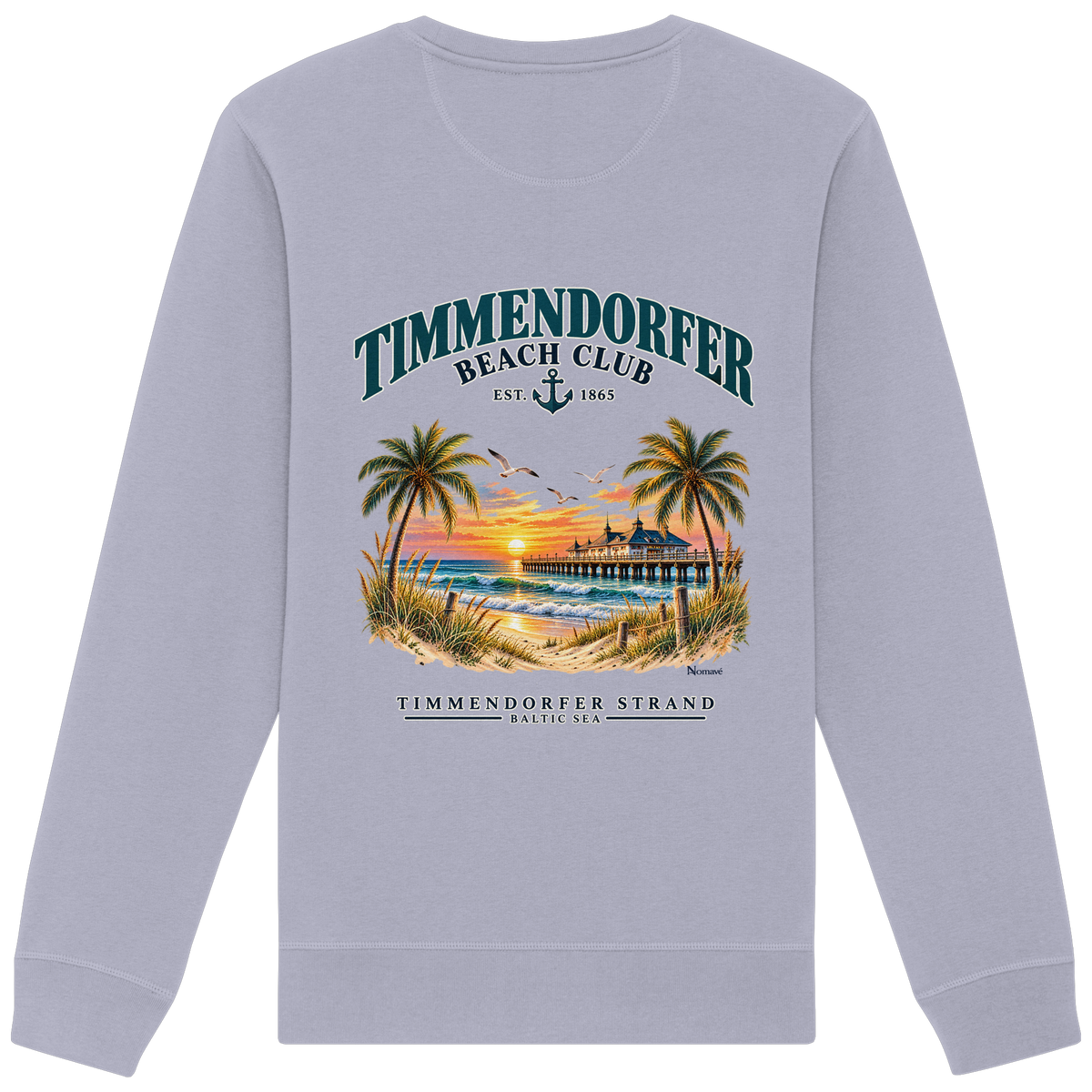 Original-Produktmockup: Unisex-Bio-Sweatshirt in Serene Blue, Rückansicht mit Timmendorfer-Beach-Club-Motiv und dem Schriftzug Timmendorfer Strand – Baltic Sea.