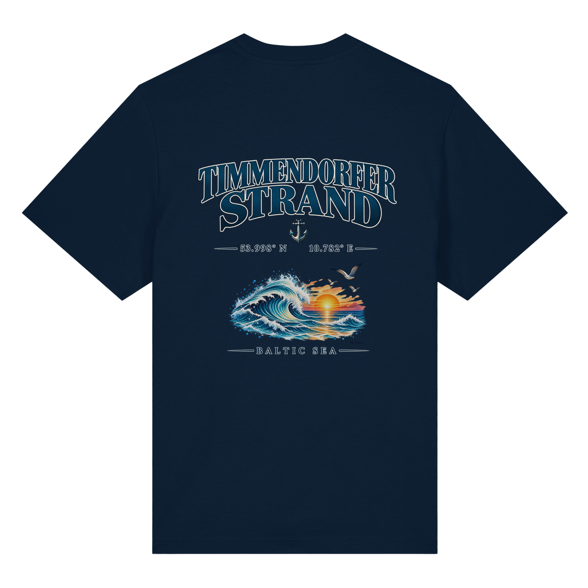 Original-Mockup 9: Unisex Bio-Heavy-T-Shirt in French Navy mit Timmendorfer Strand – Baltic Sea Backprint.
