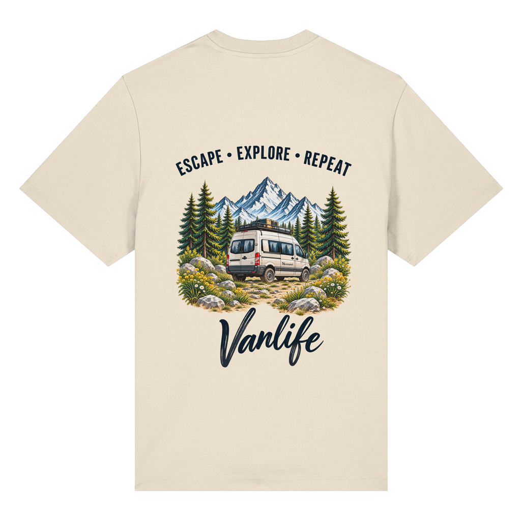 Bio Heavy T-Shirt in Natural Raw als Produkt-Mockup mit Escape Explore Repeat Motiv als Backprint