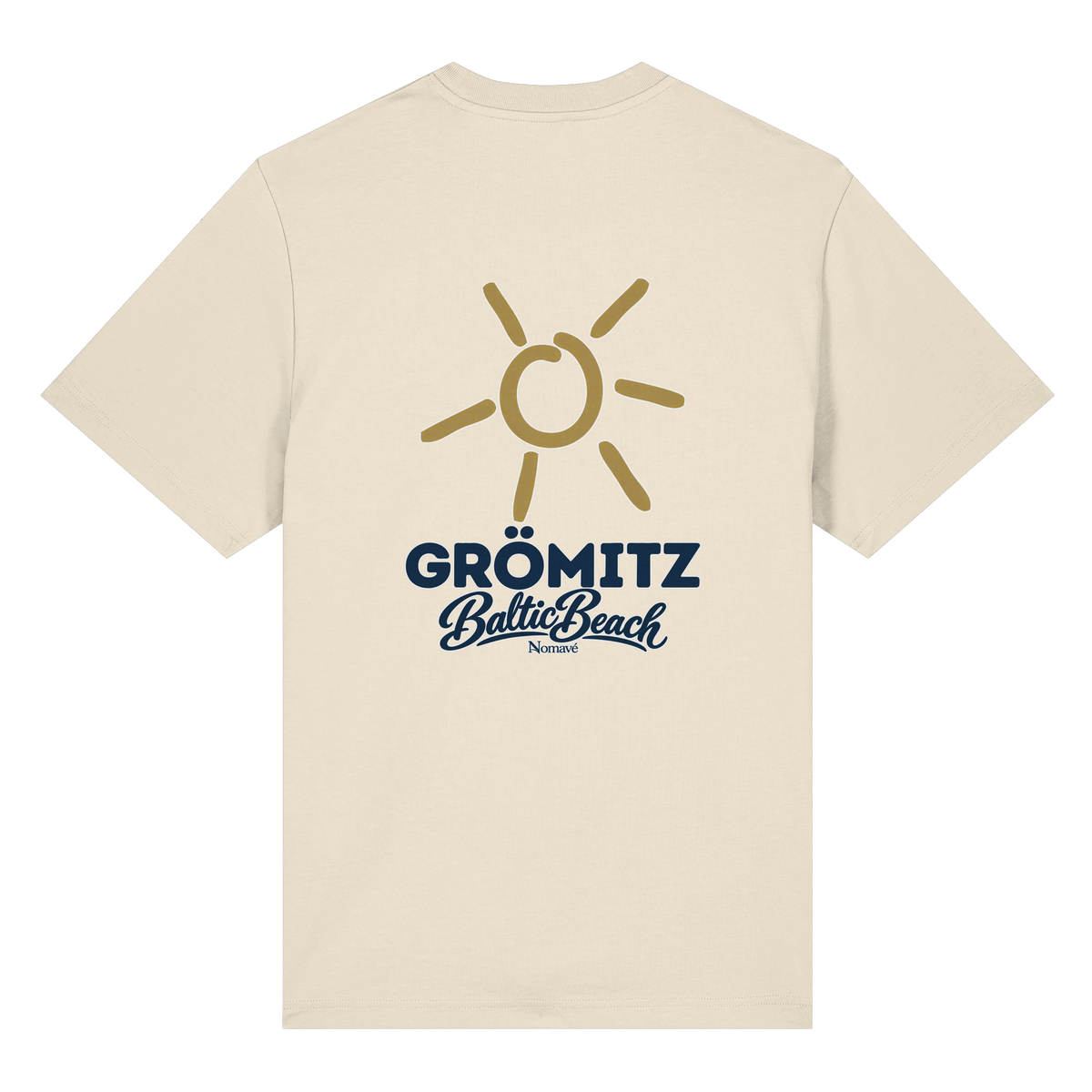 Grömitz Sonne Bio-Heavy T-Shirt Baltic Beach mit Rückendruck in Natural Raw – Shirtigo-Originalmockup 1