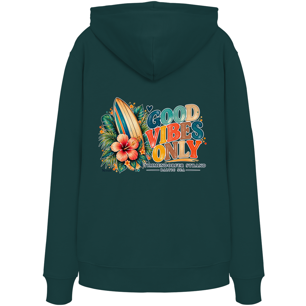 Original-Rückansicht 6: Unisex Bio-Hoodie in Glazed Green mit Timmendorfer-Surf-Vibes-Rückenprint, Surfboard, Hibiskusblüten und Baltic-Sea-Schriftzug.