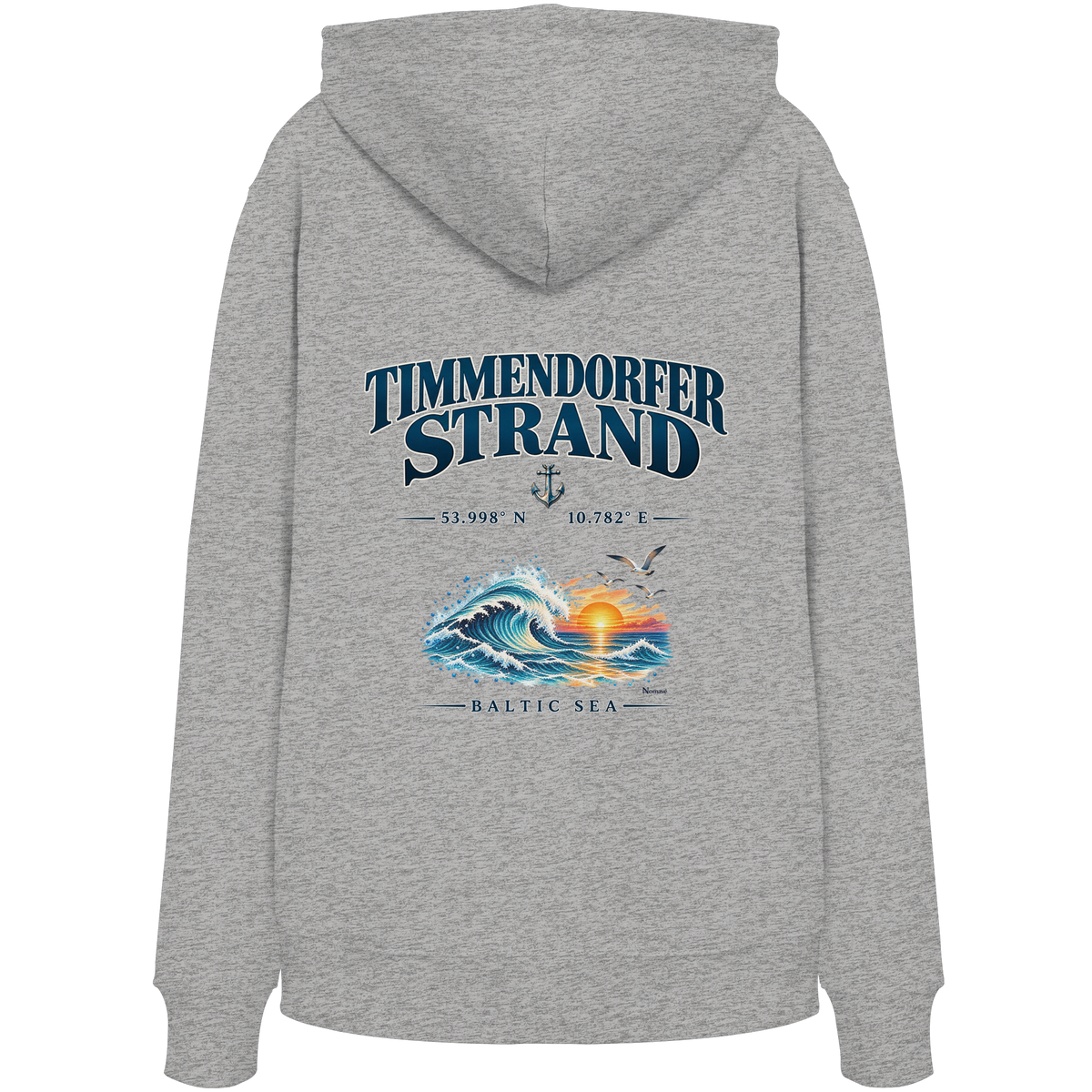 Original-Mockup 3: Unisex Bio-Hoodie in Heather Grey mit Timmendorfer Strand – Baltic Sea Backprint.