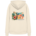 Original-Rückansicht 1: Unisex Bio-Hoodie in Natural Raw mit Timmendorfer-Surf-Vibes-Rückenprint, Surfboard, Hibiskusblüten und Baltic-Sea-Schriftzug.