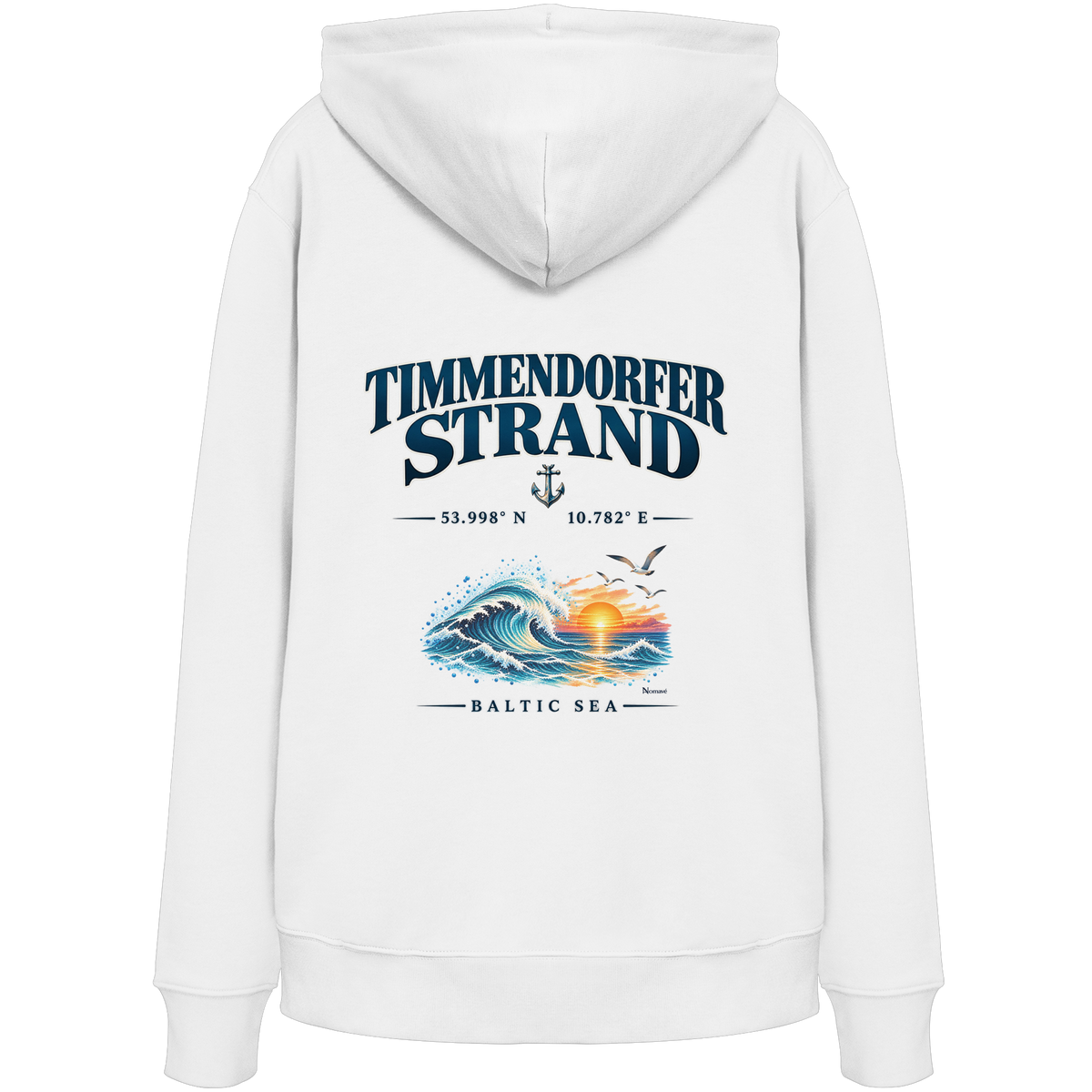 Original-Mockup 2: Unisex Bio-Hoodie in White mit Timmendorfer Strand – Baltic Sea Backprint.