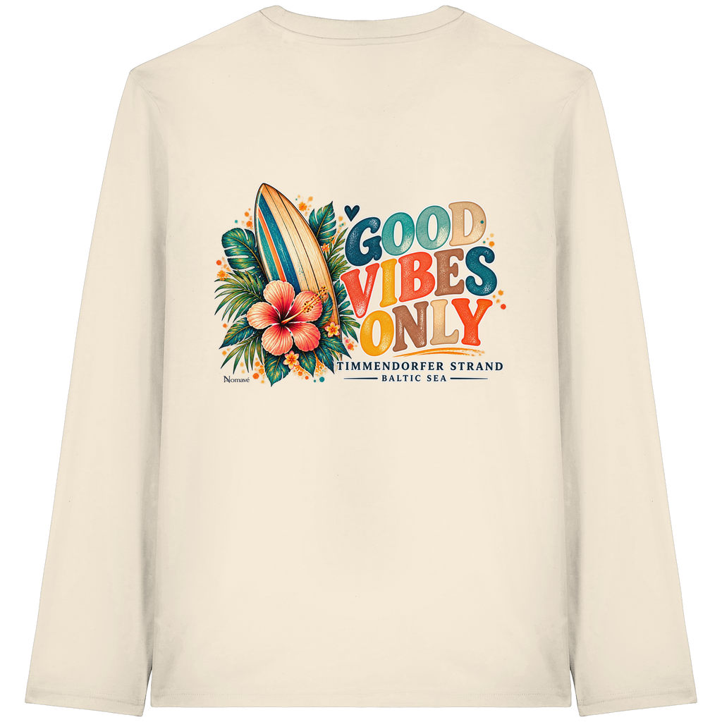 Original-Rückansicht 1: Unisex Bio-Langarmshirt in Natural Raw mit Timmendorfer-Surf-Vibes-Rückenprint, Surfboard, Hibiskusblüten und Baltic-Sea-Schriftzug.