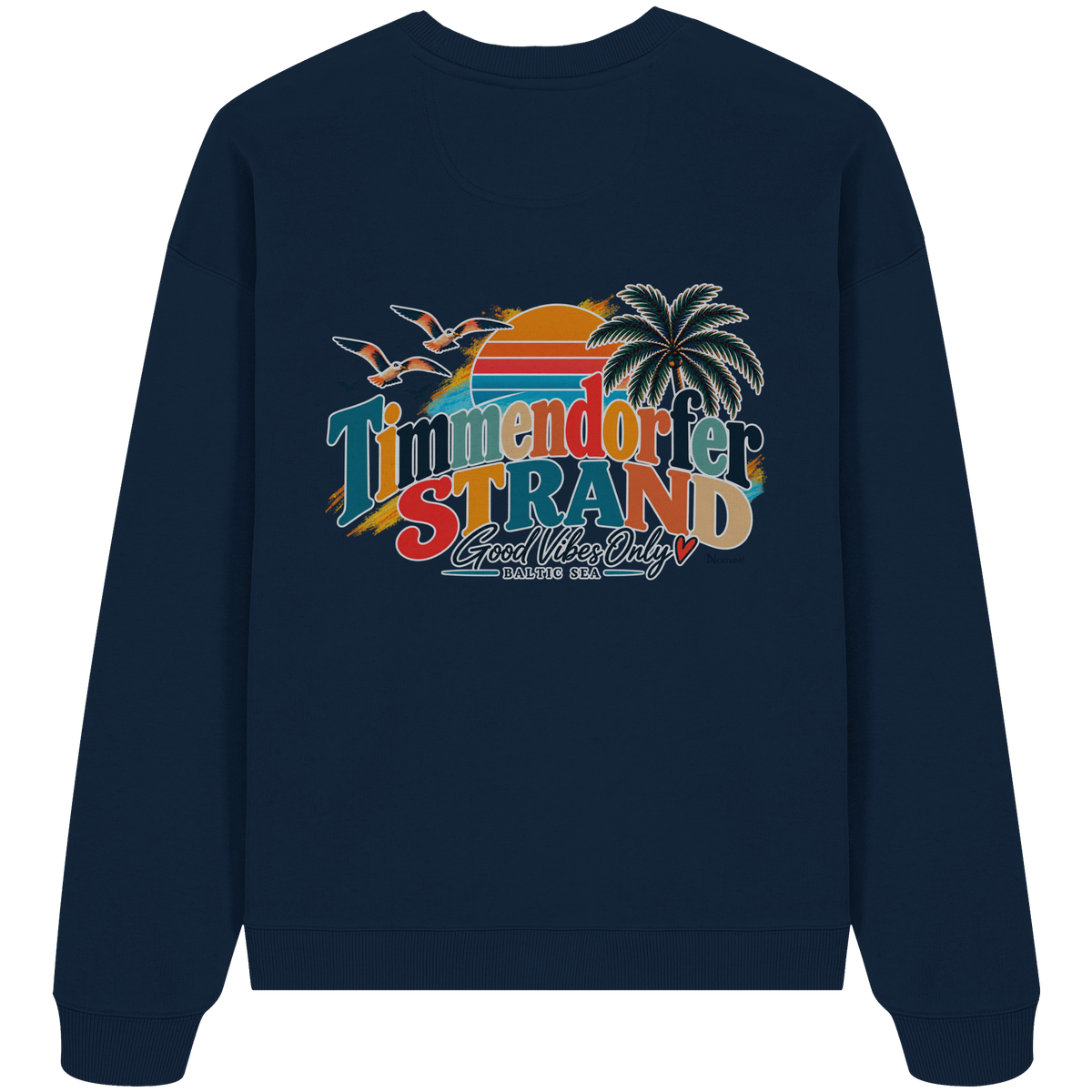 Timmendorfer Strand – Good Vibes Only – Bio Oversize-Sweatshirt mit Rückenprint – French Navy; originales Katalogmockup der Rückansicht mit Rückenprint.