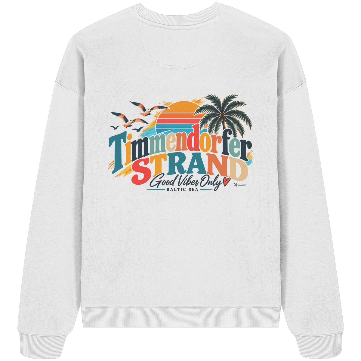 Timmendorfer Strand – Good Vibes Only – Bio Oversize-Sweatshirt mit Rückenprint – White; originales Katalogmockup der Rückansicht mit Rückenprint.