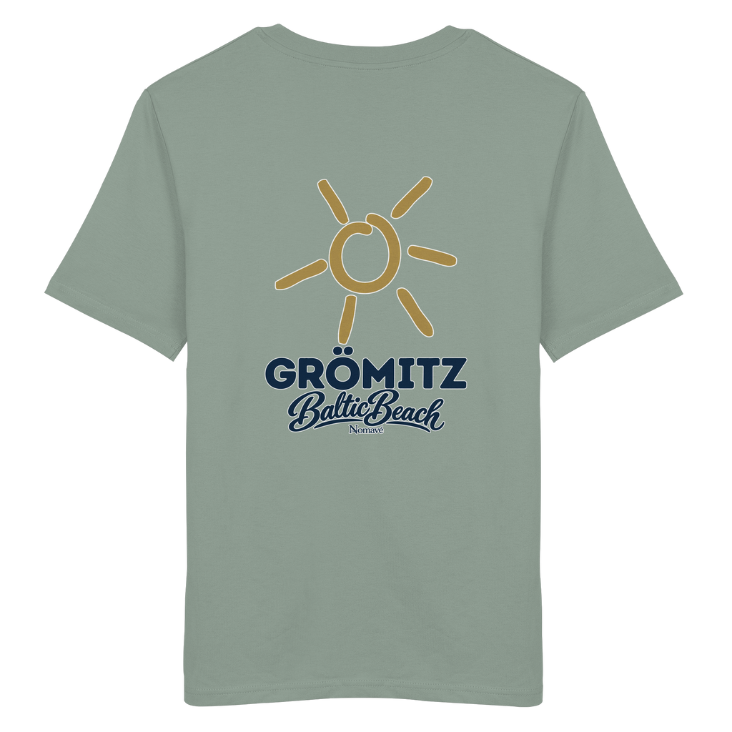 Grömitz Sonne Bio Unisex T-Shirt Baltic Beach mit Rückendruck in Aloe – Shirtigo-Originalmockup 7