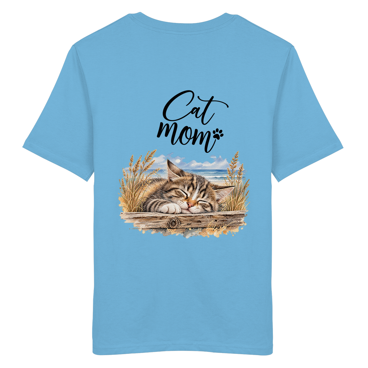 Cat Mom Unisex Bio-T-Shirt in Aqua Blue – Original-Mockup 1 mit schlafender Katze, Küstenmotiv und Schriftzug als Rückenprint.