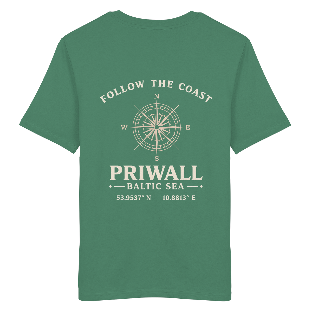 Rückansicht des Bio T-Shirt in Green Bay mit dunklem Priwall Follow the Coast Backprint