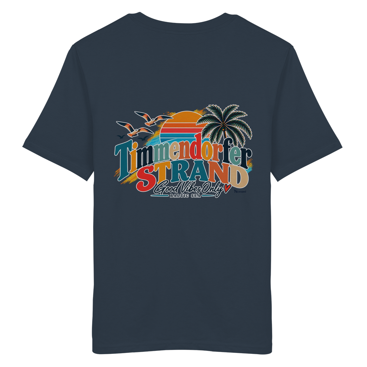 Unisex-Bio-T-Shirt in India Ink Grey, Katalog-Rückansicht mit Timmendorfer-Strand-Good-Vibes-Only-Rückenprint.