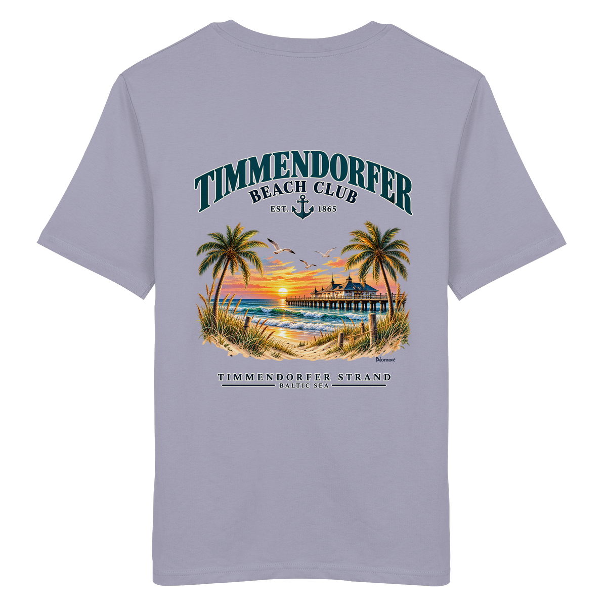 Original-/Katalogmockup: Unisex Bio-T-Shirt in Lavender, Rückansicht mit Timmendorfer-Beach-Club-Rückendruck.
