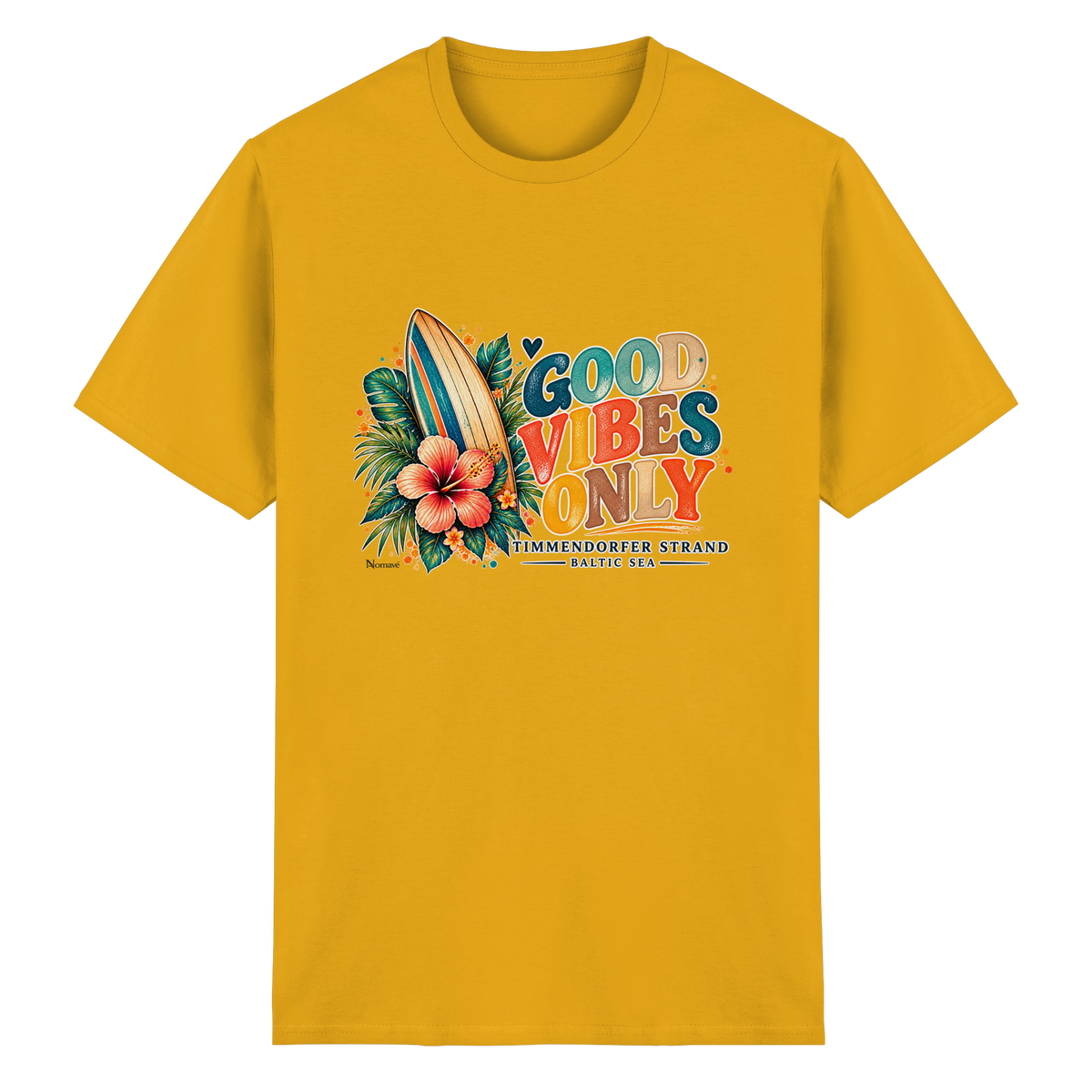 Timmendorfer Strand – Surf Vibes – Heavy-Cotton-T-Shirt mit Frontprint – Gold; originales Katalogmockup der Vorderansicht mit Frontprint.
