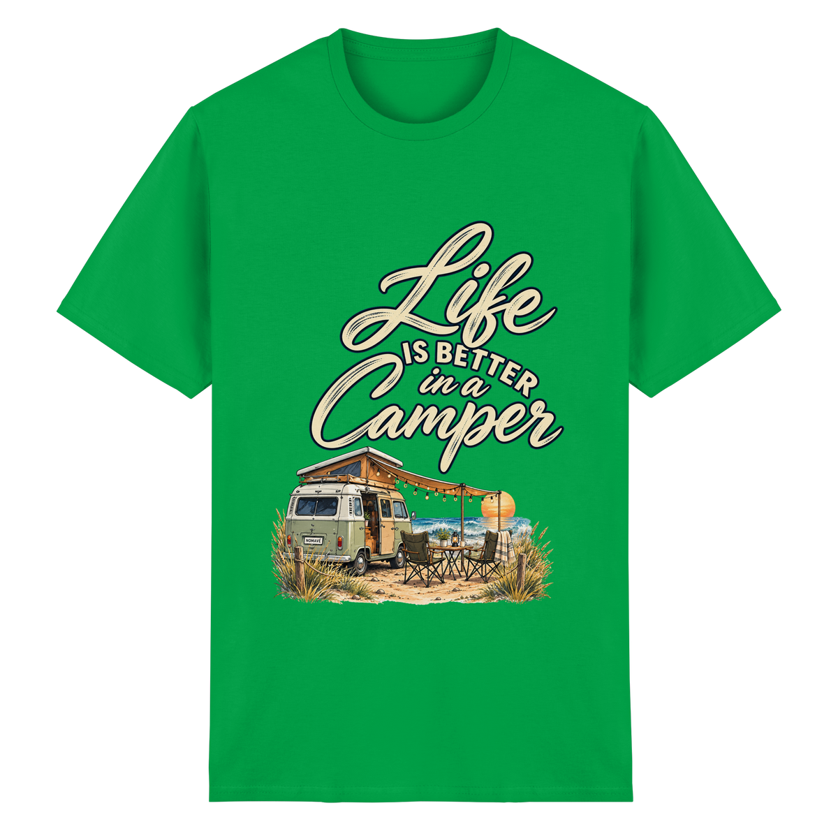 Essential T-Shirt in Irish Green mit „Life is better in a Camper“-Motiv – Vorderansicht für Vanlife- und Campingfans