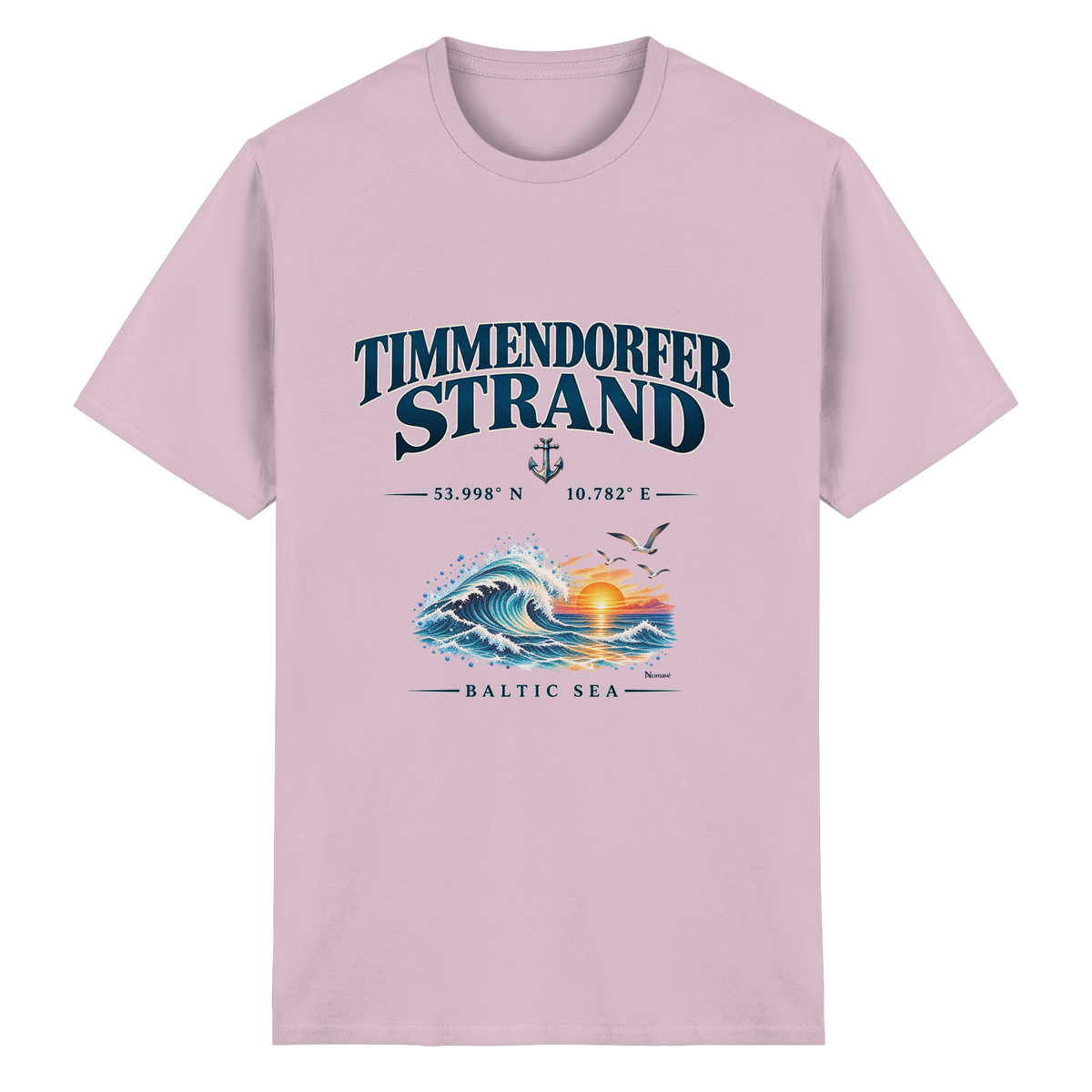 Original-Mockup 11: Unisex Heavy-Cotton-T-Shirt in Light Pink mit Timmendorfer Strand – Baltic Sea Frontprint.