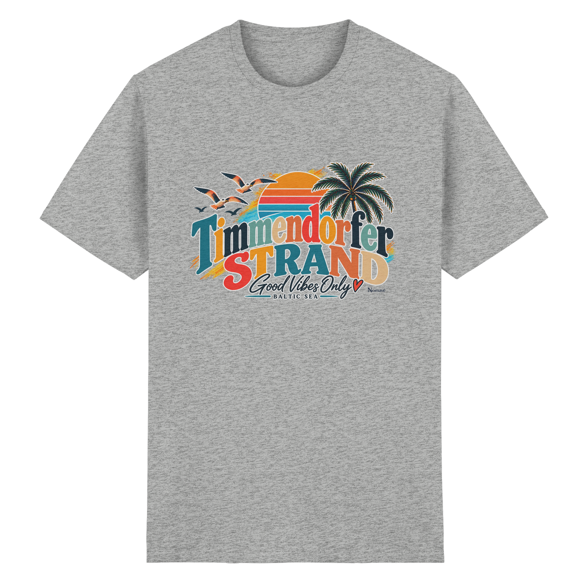 Vorderansicht des Essential-T-Shirts in Sport Grey (meliert) mit Timmendorfer-Strand-Good-Vibes-Only-Frontprint aus Sonnenuntergang, Palmen und Möwen.