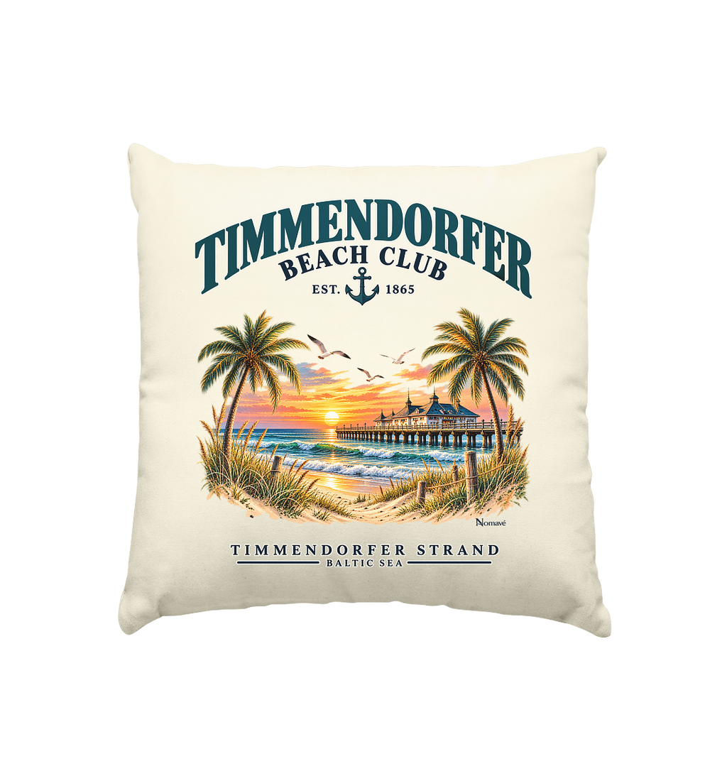 Originalmockup: Kissen Natur 40 × 40 cm mit Timmendorfer-Beach-Club-Frontmotiv.