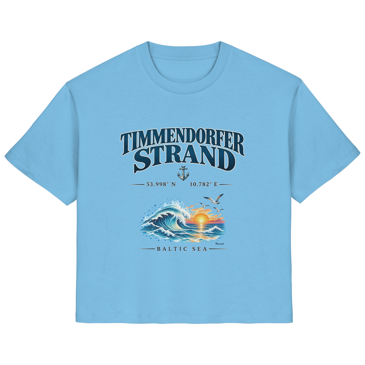 Original-Mockup 9: Damen Bio-T-Shirt in Aqua Blue mit Timmendorfer Strand – Baltic Sea Frontprint.