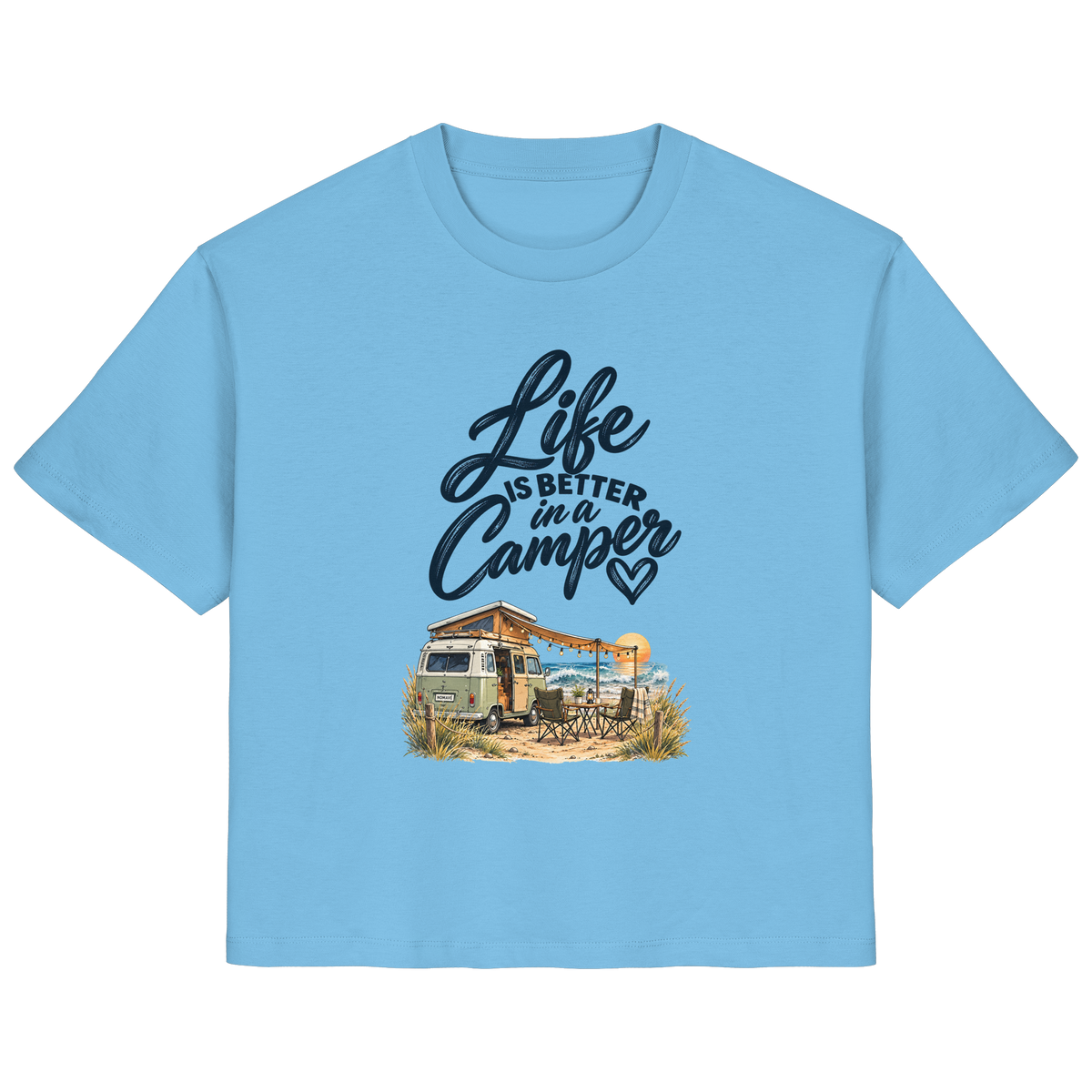 Damen Bio Shirt mit „Life is better in a Camper“-Motiv – Vorderansicht in Aqua Blue für Vanlife- und Campingfans