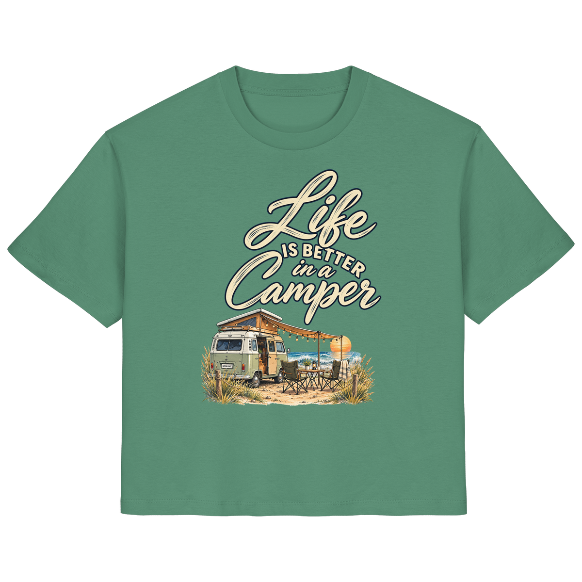 Damen Bio Shirt in Green Bay mit „Life is better in a Camper“-Motiv – Vorderansicht für Vanlife- und Campingfans