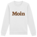 Original-Shirtigo-Mockup: Bio Unisex Sweatshirt in White mit „Moin“ im Karamell-Leoprint auf der Vorderseite