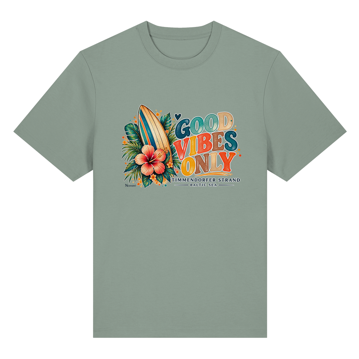 Timmendorfer Strand – Surf Vibes – Bio-Heavy-T-Shirt mit Frontprint – Aloe; originales Katalogmockup der Vorderansicht mit Frontprint.