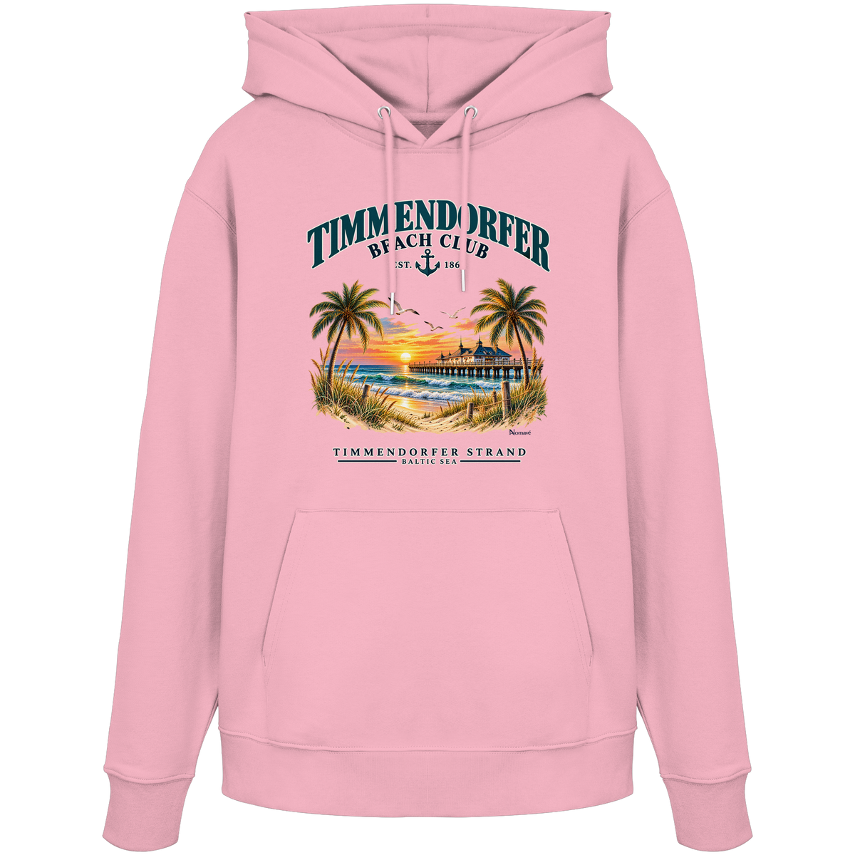 Originalmockup: Timmendorfer Beach Club Unisex Bio-Hoodie in Cotton Pink, Vorderansicht mit maritimem Frontprint, Palmen, Seebrücke und Meer.