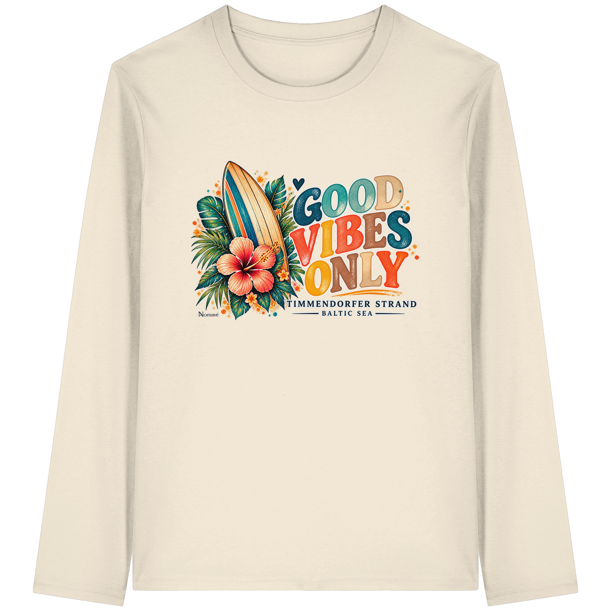 Unisex Bio-Langarmshirt in Natural Raw mit Timmendorfer Surf-Vibes-Frontprint – Katalog-Vorderansicht.