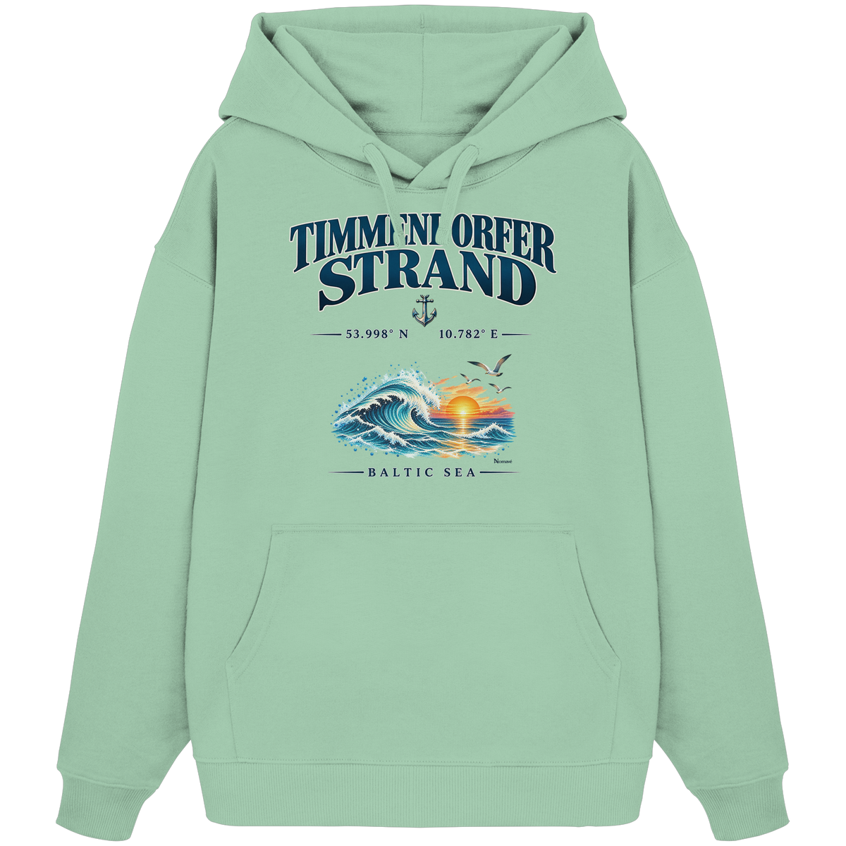 Original-Mockup 8: Unisex Bio-Oversize-Hoodie in Misty Jade mit Timmendorfer Strand – Baltic Sea Frontprint.