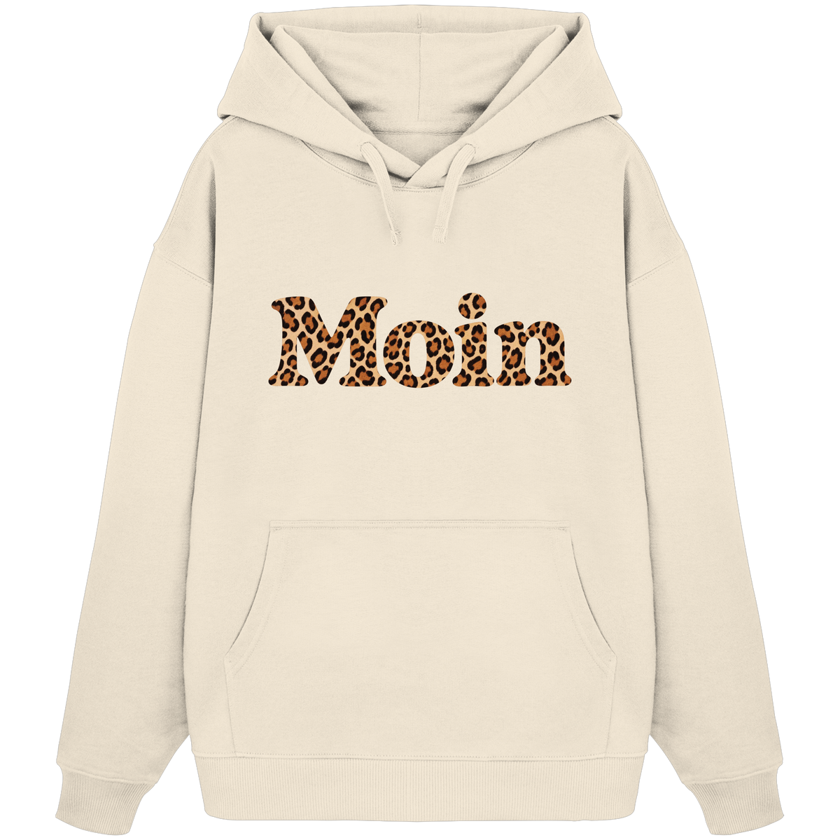 Original-Shirtigo-Mockup: Bio Oversize Hoodie in Natural Raw mit „Moin“ im Karamell-Leoprint vorn und Kängurutasche