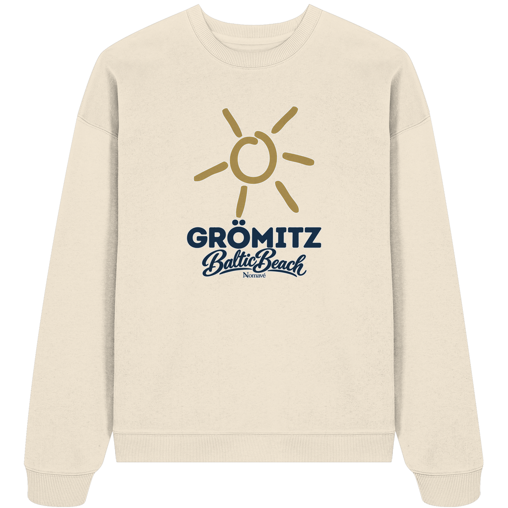 Bio Oversize Sweatshirt Grömitz Sonne Baltic Beach in Natural Raw – Frontdruck mit goldener Sonne, Shirtigo-Originalmockup 1