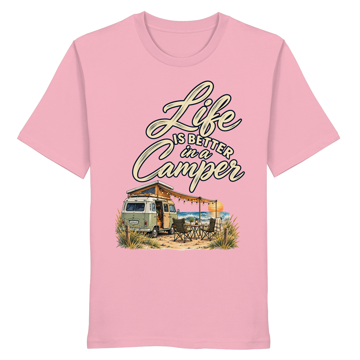 Bio T-Shirt in Cotton Pink mit „Life is better in a Camper“-Motiv – Vorderansicht für Vanlife- und Campingfans