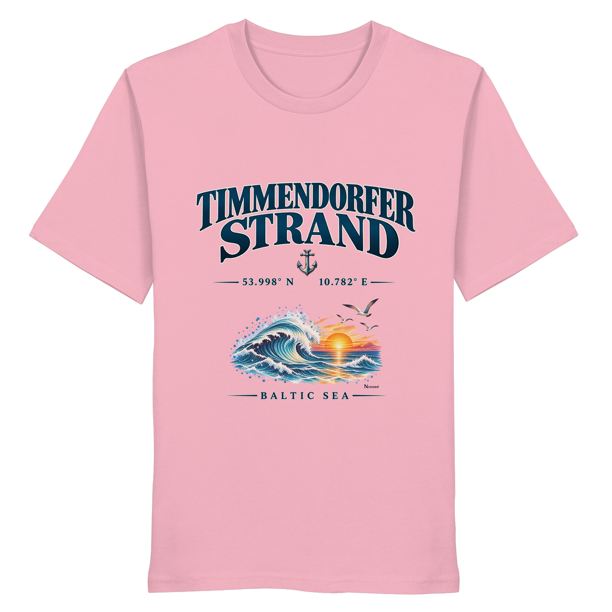 Original-Mockup 6: Unisex Bio-T-Shirt in Cotton Pink mit Timmendorfer Strand – Baltic Sea Frontprint.