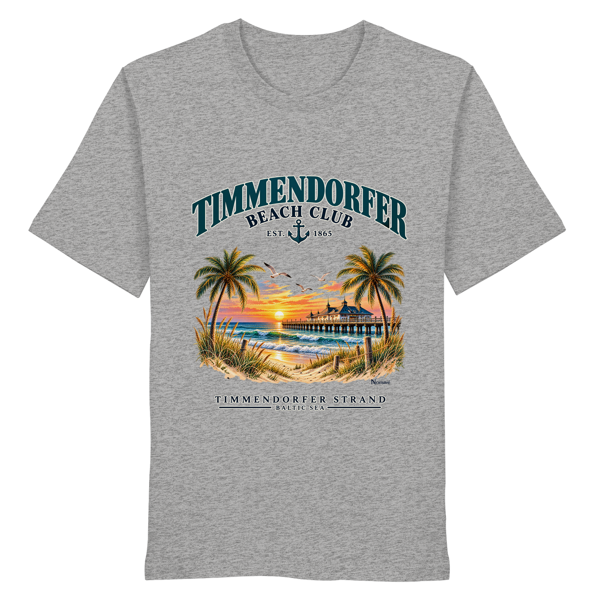 Originalmockup: Timmendorfer Beach Club Unisex Bio-T-Shirt in Heather Grey, Vorderansicht mit maritimem Frontprint, Palmen, Seebrücke und Meer.