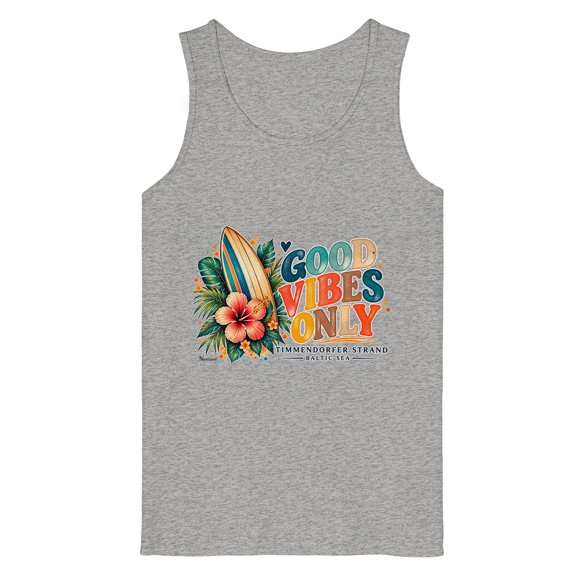 Timmendorfer Strand – Surf Vibes – Herren Bio-Tanktop mit Frontprint in Heather Grey – Katalog-Vorderansicht mit Surfboard, Hibiskus und Good-Vibes-Only-Frontprint.