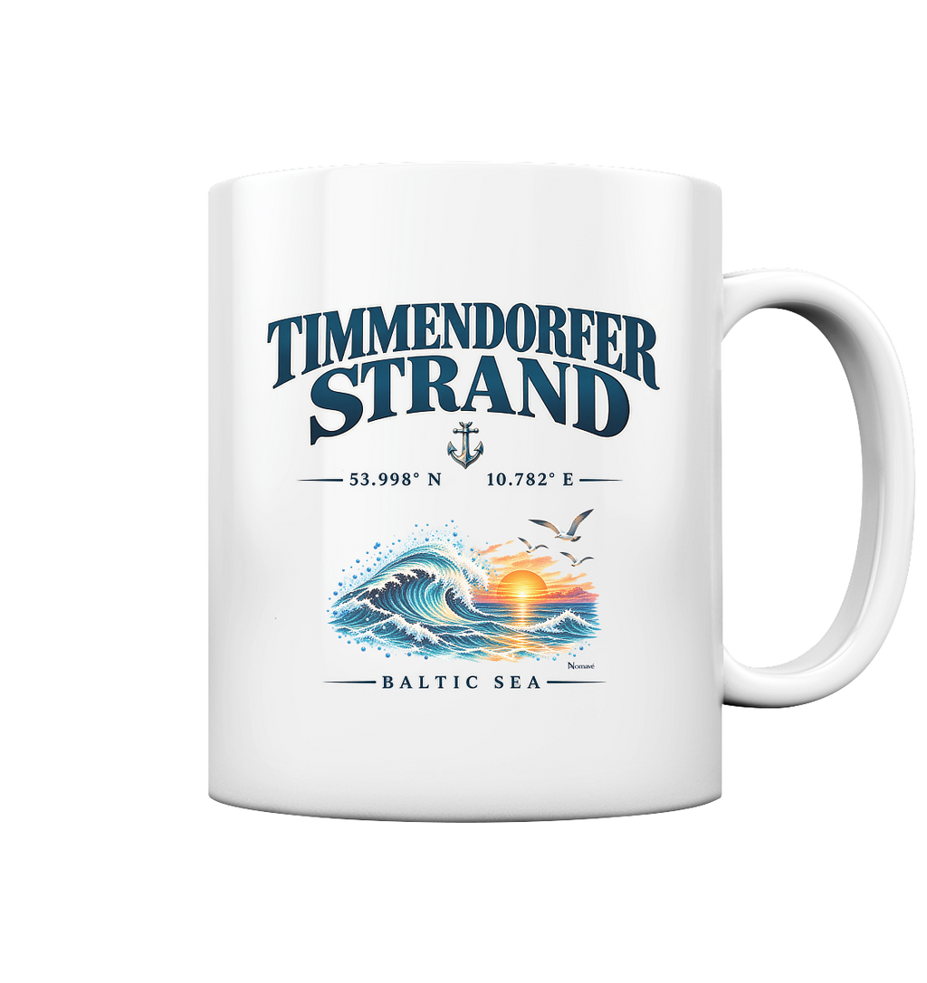 Original-Mockup 1: Glossy-Tasse 330 ml in White glossy mit Timmendorfer-Strand–Baltic-Sea-Motiv auf der Vorderseite.