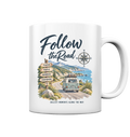 Follow the Road – Vanlife – Keramiktasse 330 ml – Landschaftsmotiv