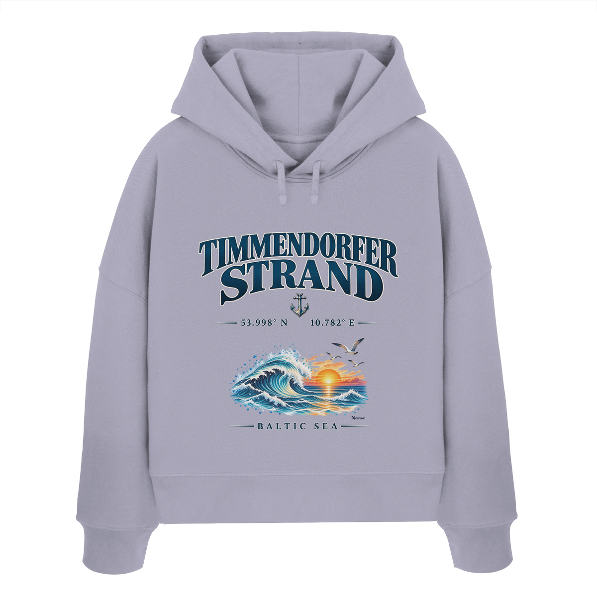 Original-Mockup 5: Damen Bio-Boxcut-Hoodie in Lavender mit Timmendorfer Strand – Baltic Sea Frontprint.