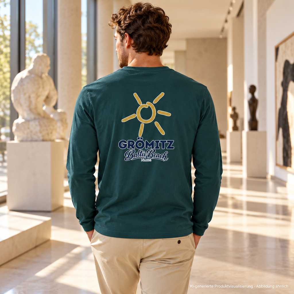 Grömitz Sonne Bio Unisex Longsleeve in Glazed Green mit Baltic-Beach-Rückendruck – Mann im Kunstmuseum, KI-Produktvisualisierung