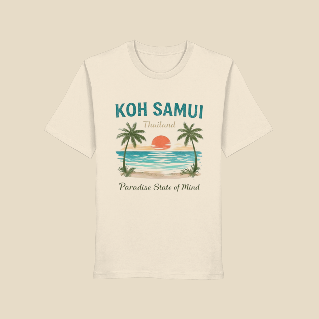 Bio T-Shirt in Naturweiß mit Koh Samui Thailand Motiv auf der Vorderseite vor hellem Hintergrund.