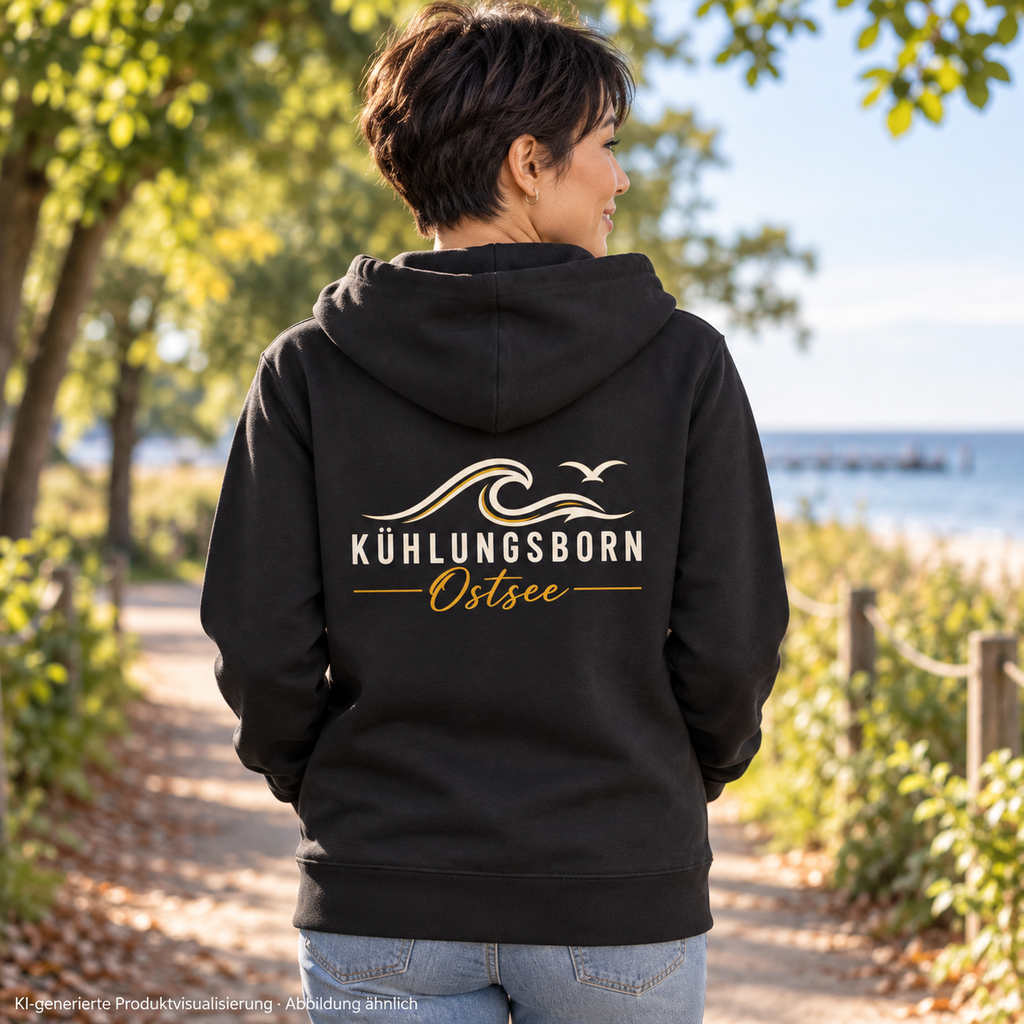 Bio-Zipper mit Rückendruck Kühlungsborn Baltic Waves, Dark Edition, Black – von hinten auf einem Parkweg, Rückendruck; KI-generierte Produktvisualisierung.